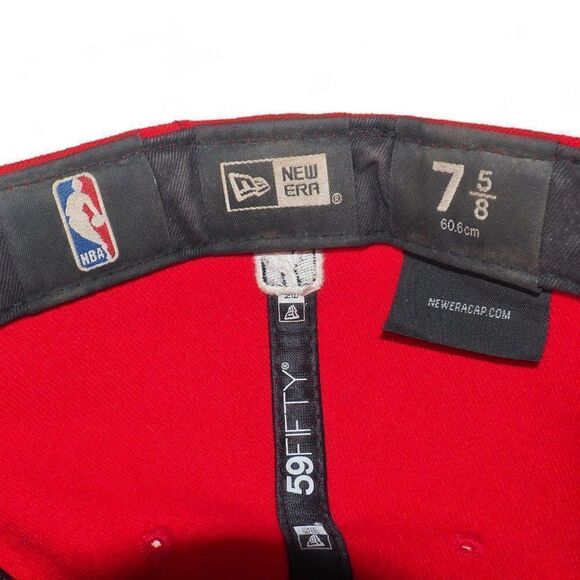 New Era 59Fifty Chicago Bulls NBA Fitted Hat Red / Black 7 5/8 - Picture 6 of 8